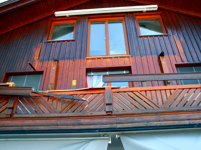 Aufräumarbeiten im Motor Yachtclub