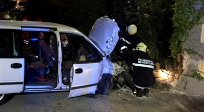Aufräumarbeiten nach Verkehrsunfall