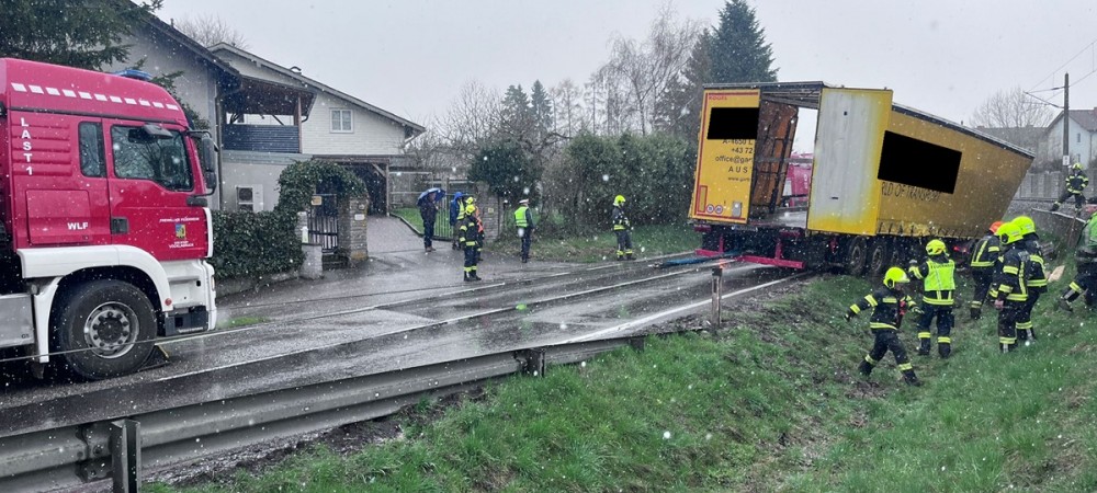 LKW Bergung in Seewalchen