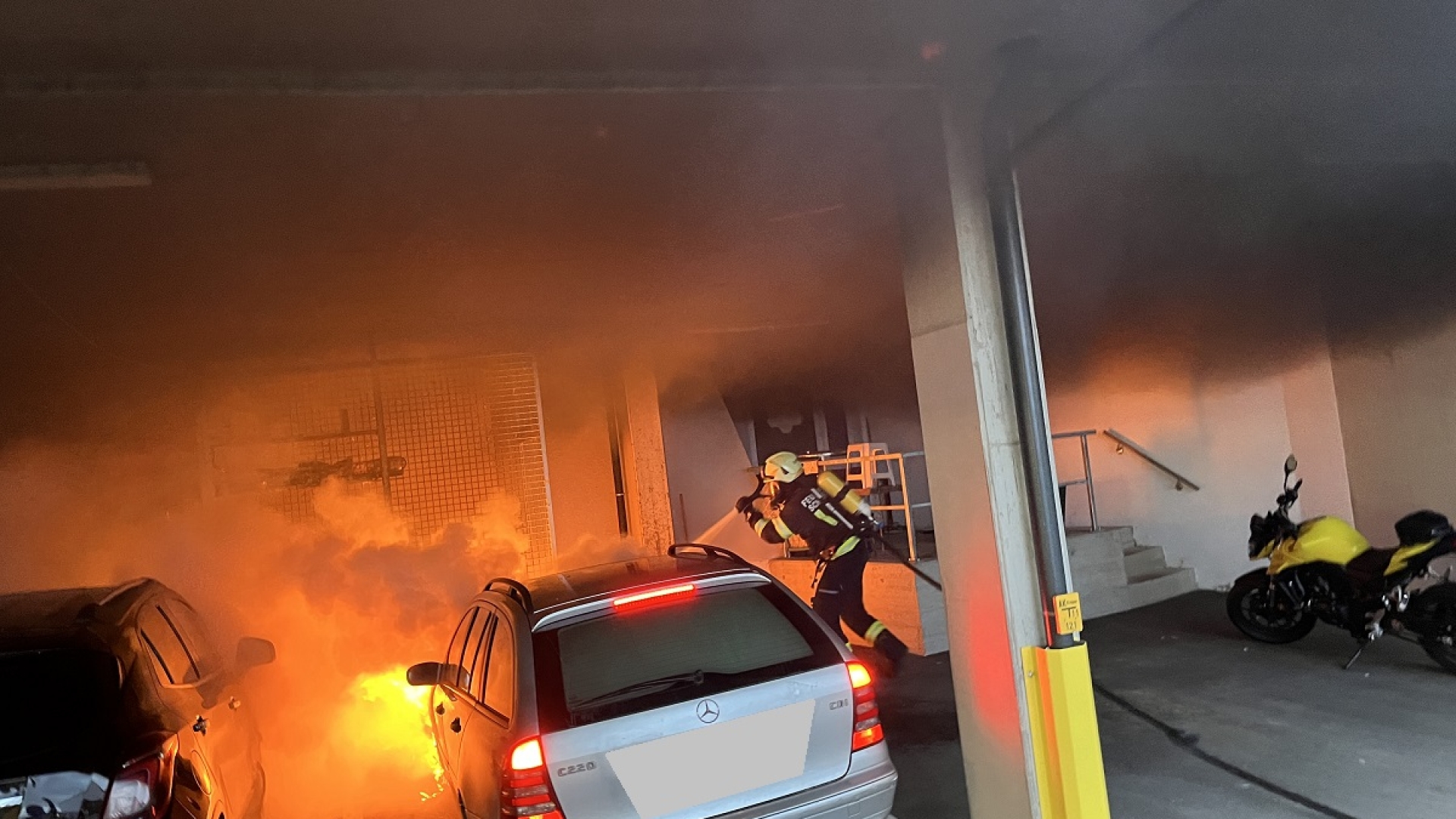 Brand Tiefgarage - PKW