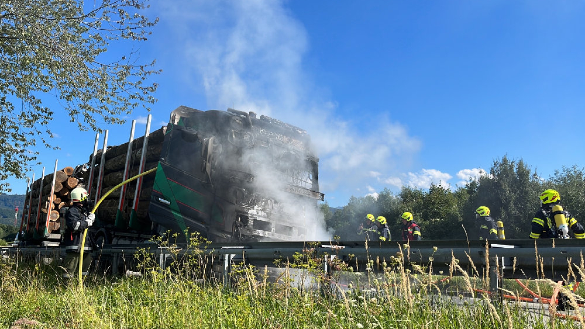 Lkw in Brand geraten