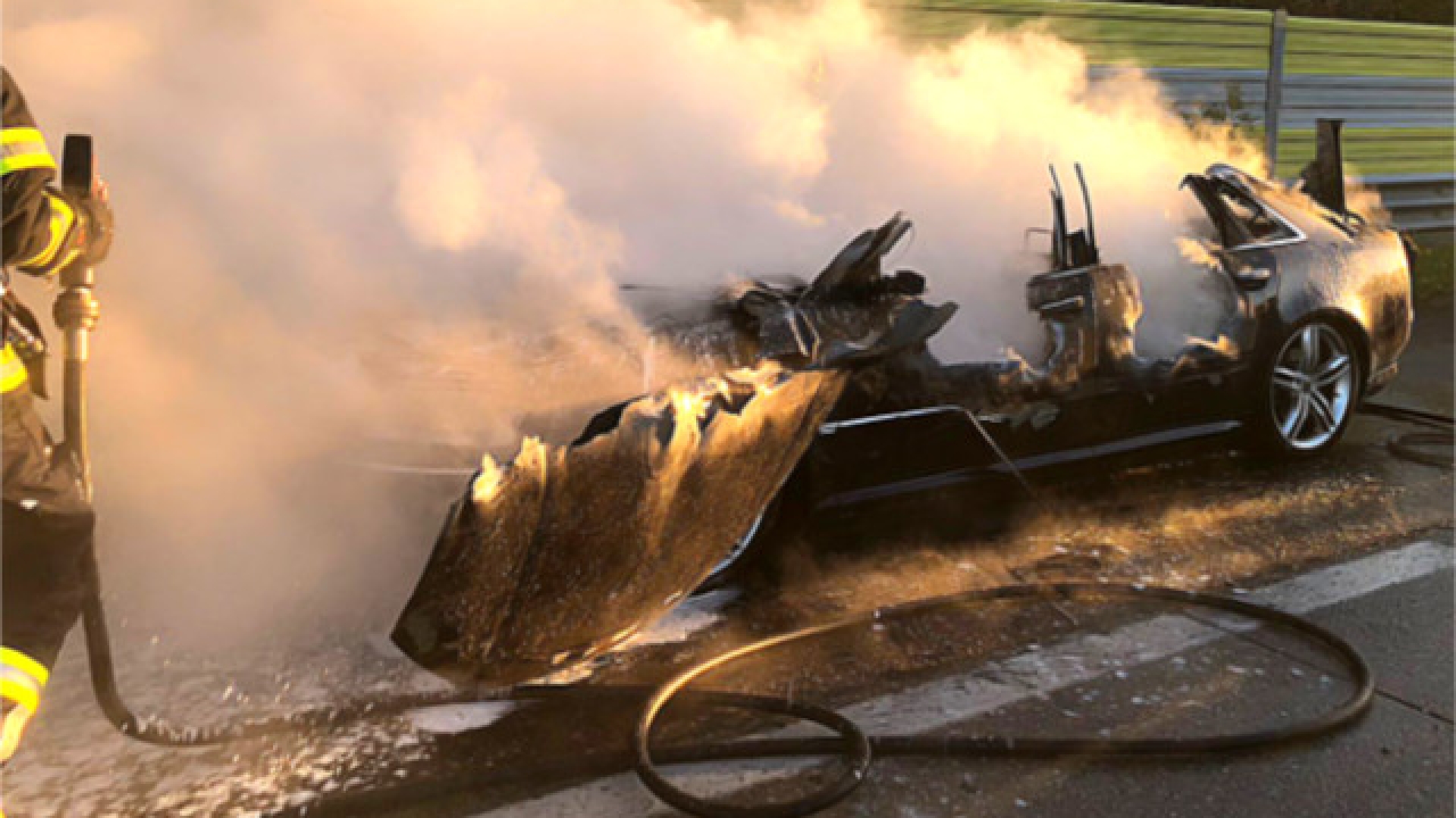 Fahrzeugbrand auf der Autobahn