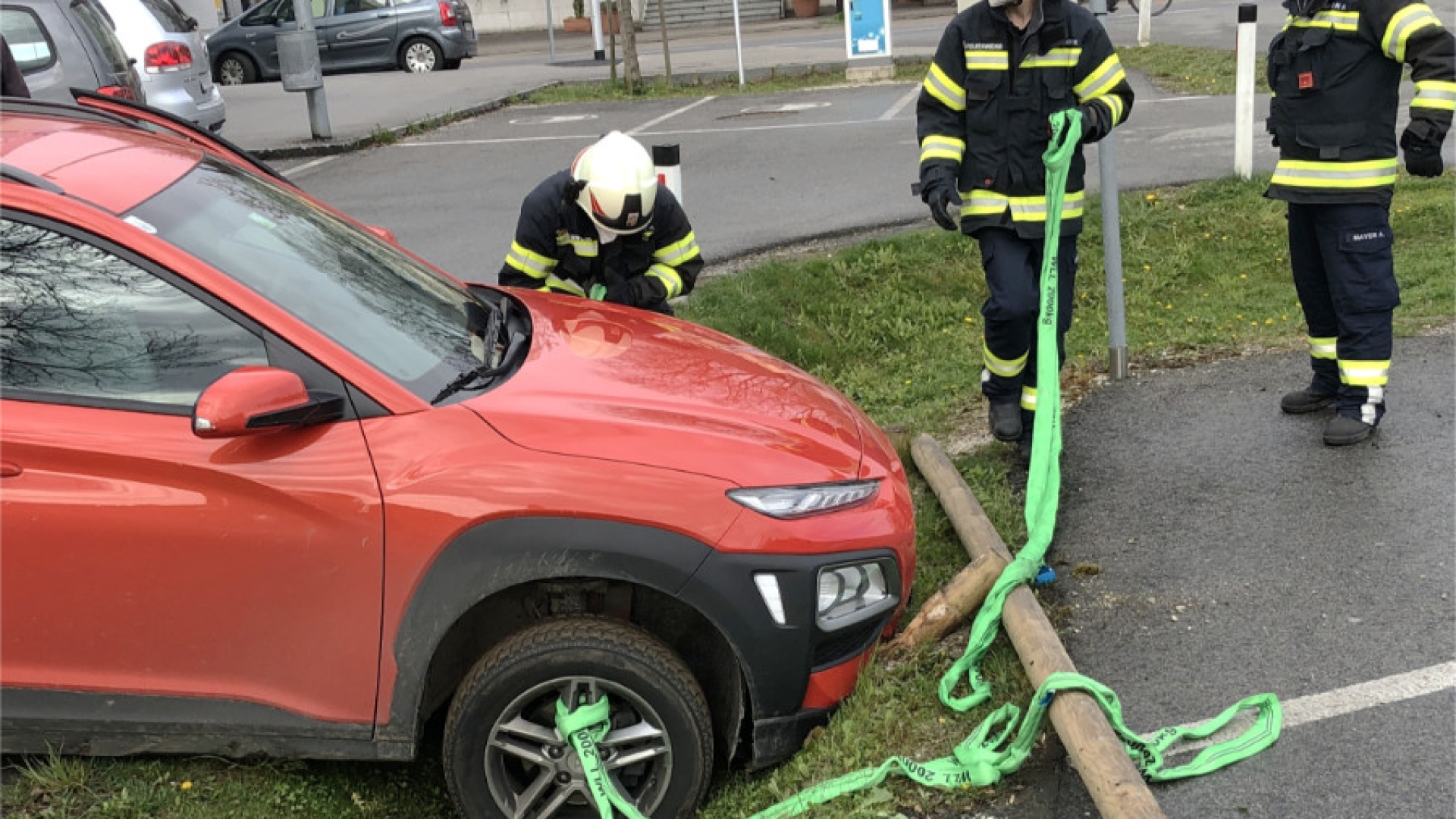 Fahrzeugbergung Parkplatz Kammer