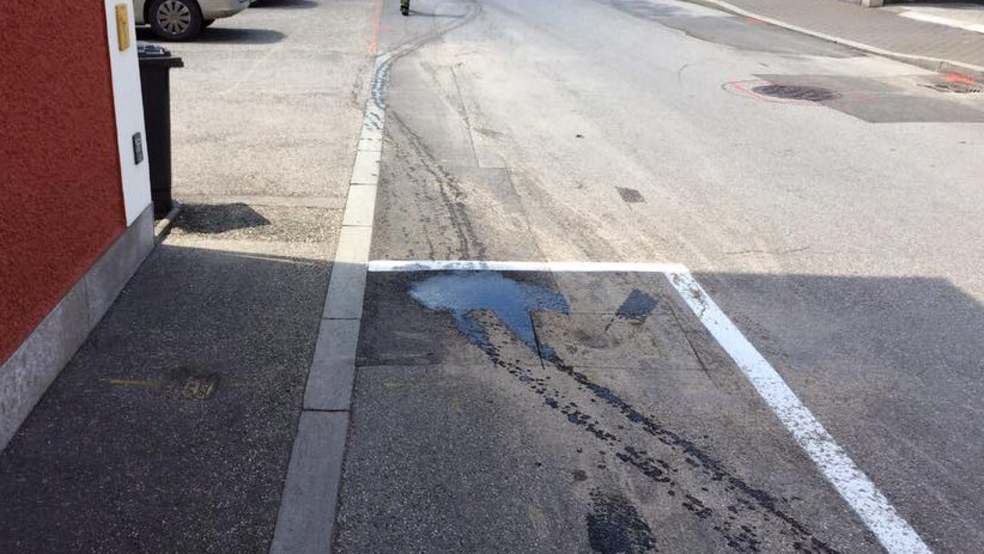 Öleinsatz im Ortsbereich Schörfling