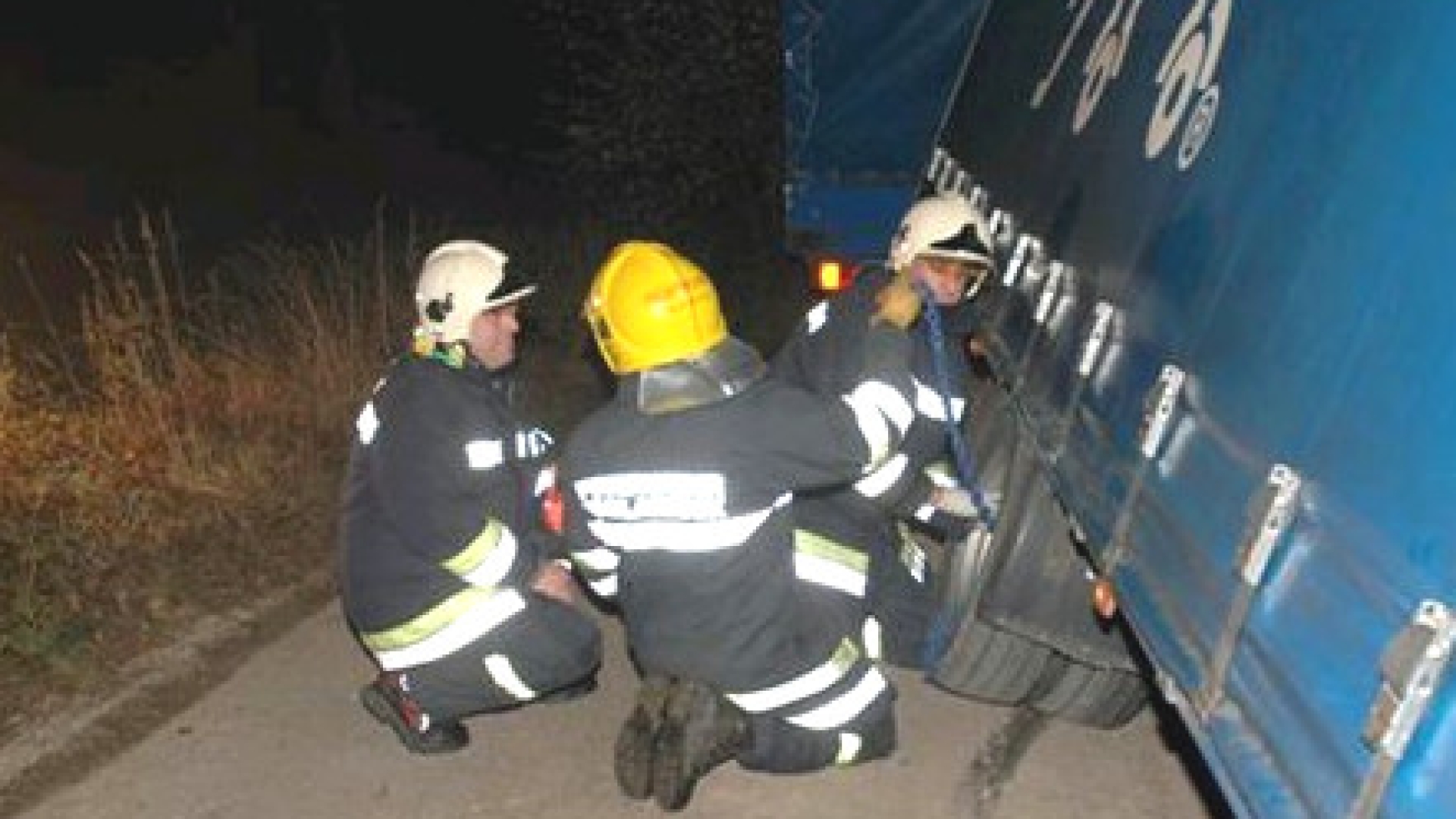 Lkw-Anhänger drohte umzustürzen