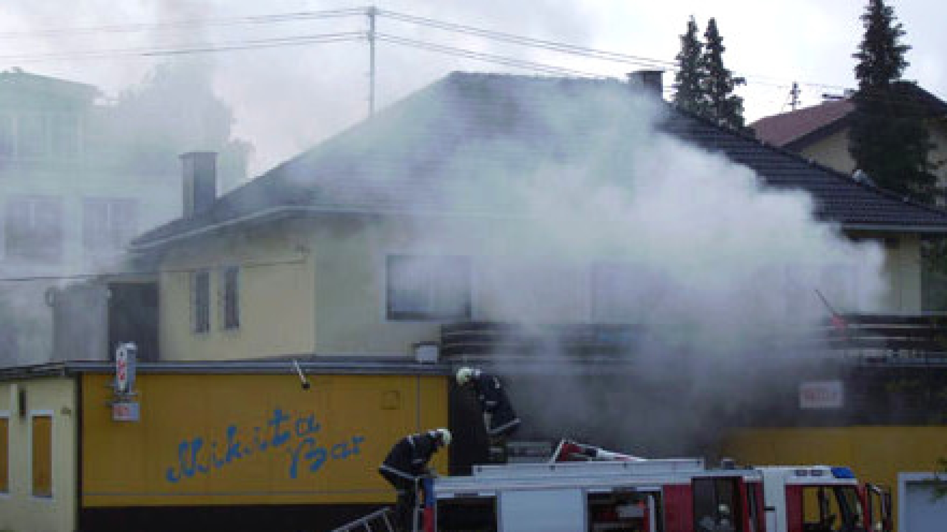 Brand in der Bar "Nikita"