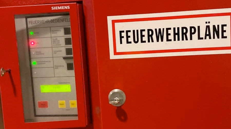 Automatischer Brandmelderalarm