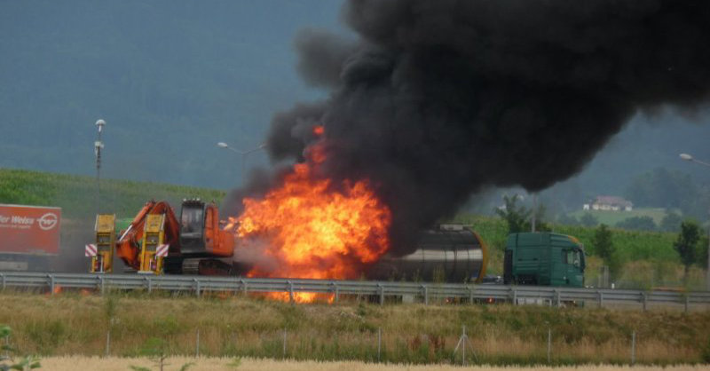 Unfall Gefahrenguttransporter 2013